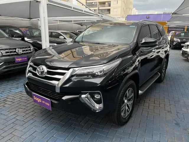 Carro Toyota SW4 2020 2.8 TDI SRX 7L 4x4 (Aut) (Diesel)