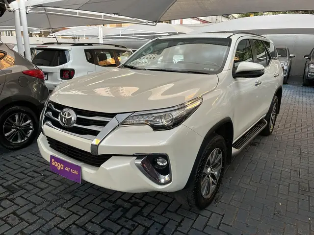Carro Toyota SW4 2019 2.8 TDI SRX 7L 4x4 (Aut) (Diesel)