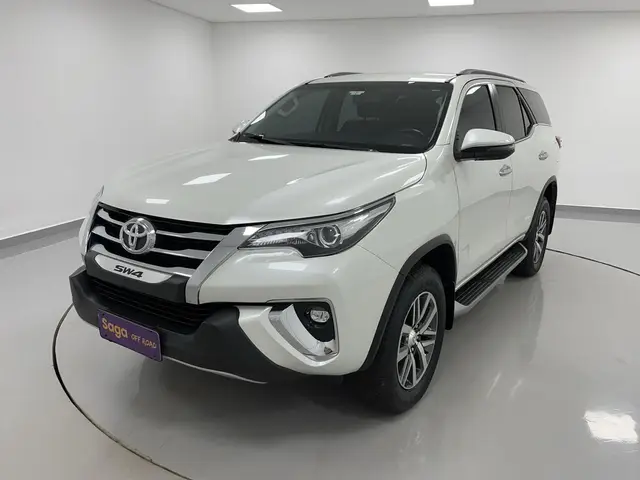 Carro Toyota SW4 2020 2.8 TDI SRX 7L 4x4 (Aut) (Diesel)