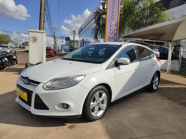 Carro Ford Focus Hatch 2015 S 1.6 16V TiVCT