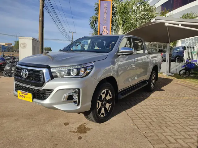 Carro Toyota Hilux Cabine Dupla 2019 Hilux 2.8 TDI CD SRX 50th 4x4 (Aut)