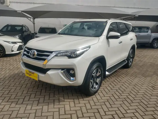 Carro Toyota SW4 2020 2.8 TDI SRX 7L 4x4 (Aut) (Diesel)