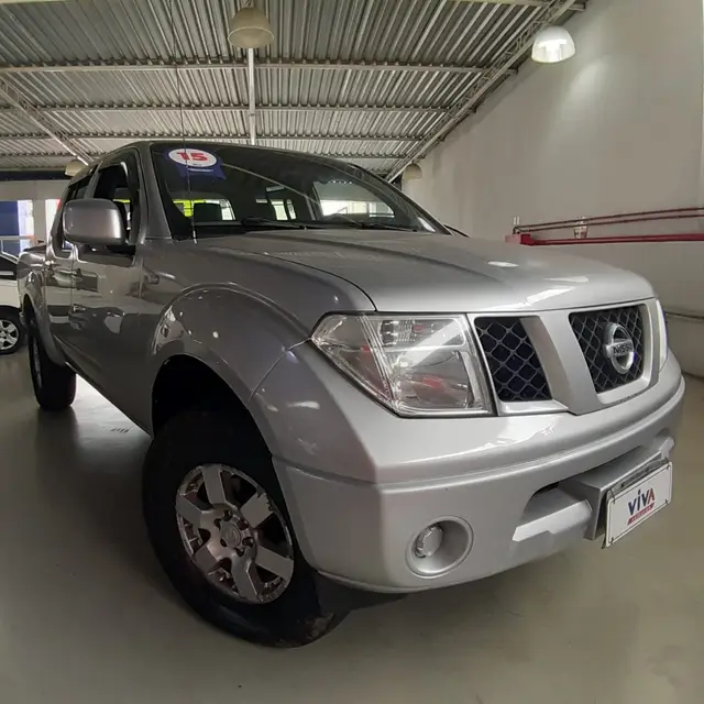 Carro Nissan Frontier 2015 2.5 TD CD 4x4 S