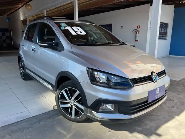 Carro Volkswagen Fox 2019 1.6 MSI Connect (Flex)