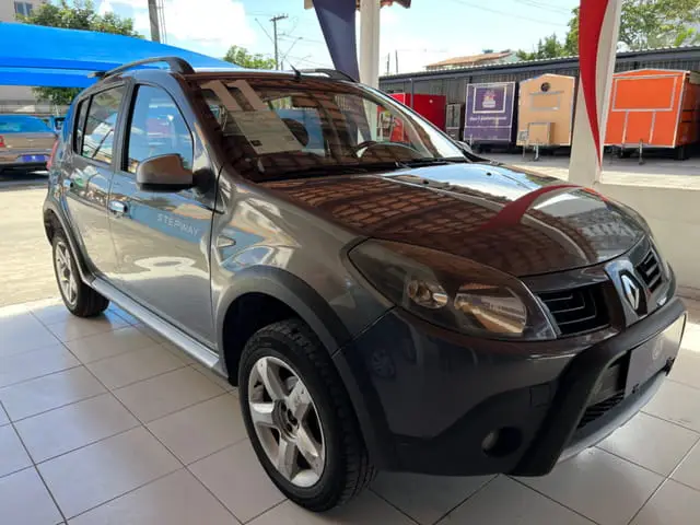 Carro Renault Sandero Stepway 2011 1.6 16V (Flex)