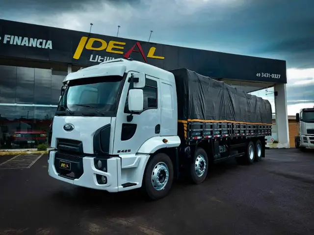 Carro Ford Cargo 2429 2014 Leito