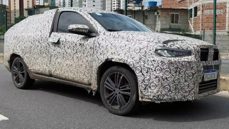 Flagra: Fiat Fastback será Pulse mais refinado com porta-malas gigante