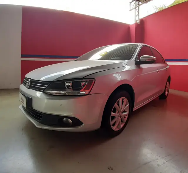 Carro Volkswagen Jetta 2013 2.0 Comfortline Tiptronic (Flex)