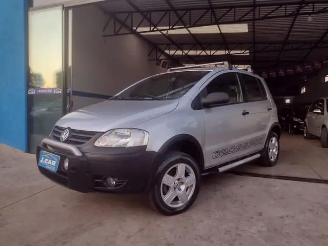 Carro Volkswagen CrossFox 2006 1.6 (Flex)