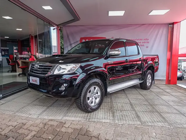 Carro Toyota Hilux Cabine Dupla 2015 Hilux 3.0 TDI 4x4 CD SRV (Diesel)