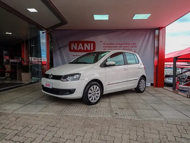 Carro Volkswagen Fox 2013 1.6 VHT (Flex)