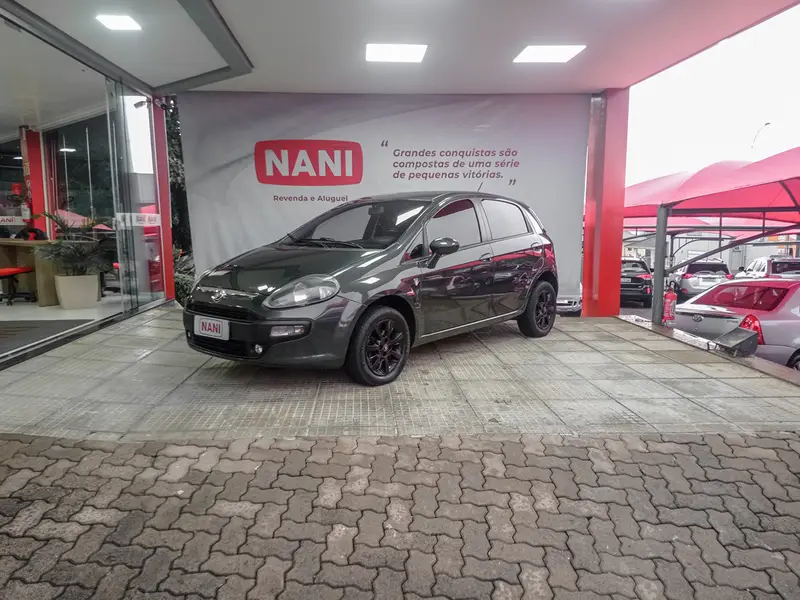 Fiat Punto Attractive 1.4 (Flex)
