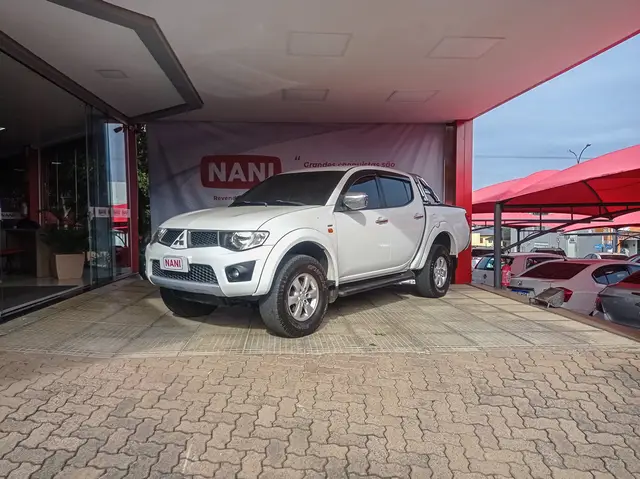 Carro Mitsubishi L200 Triton Sport 2012 3.2 DI-D (aut)