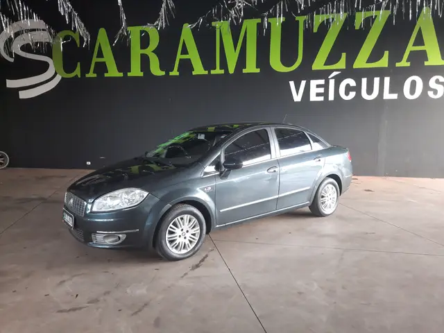 Carro Fiat Linea 2010 HLX 1.9 16V (Flex)