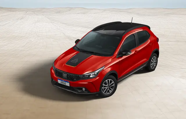 Carro Fiat Argo 2020 Trekking 1.3