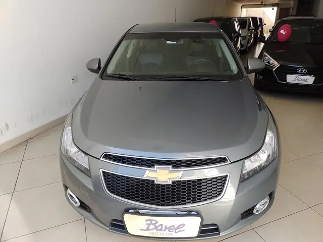 Carro Chevrolet Cruze 2013 LT 1.8 16V Ecotec (Flex)