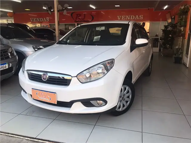 Carro Fiat Grand Siena 2013 Evo Attractive 1.4 8V (Flex)