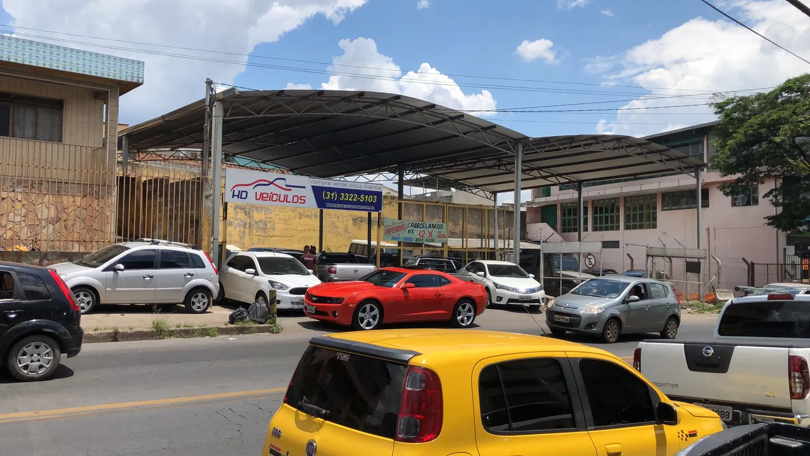Fachada da loja Veículos à venda em H D VEICULOS - Ibirité - MG | Mobiauto