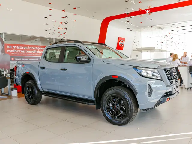 Carro Nissan Frontier 2025 Pro-4X 2.3 Turbo 4x4