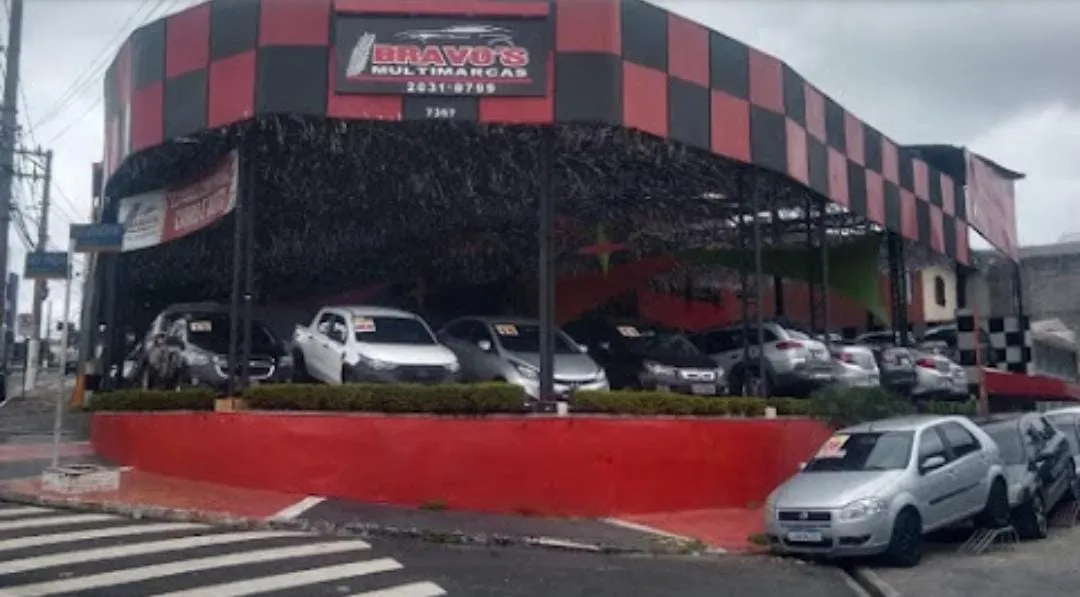 Fachada da loja Veículos à venda em BRAVOS MULTIMARCAS - São Paulo - SP | Mobiauto
