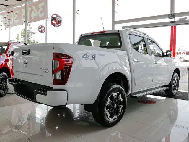 Carro Nissan Frontier 2024 Platinum 2.3 Turbo 4x4