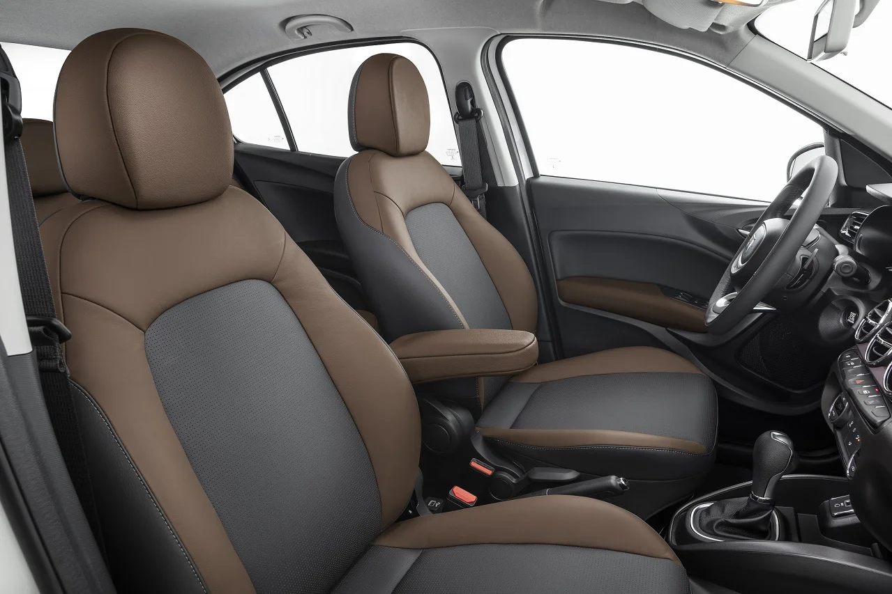 Fiat Cronos Precision  1.3 (Flex)  AT