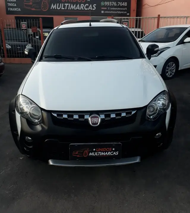 Carro Fiat Weekend 2016 Adventure Locker 1.8 8V (Flex)