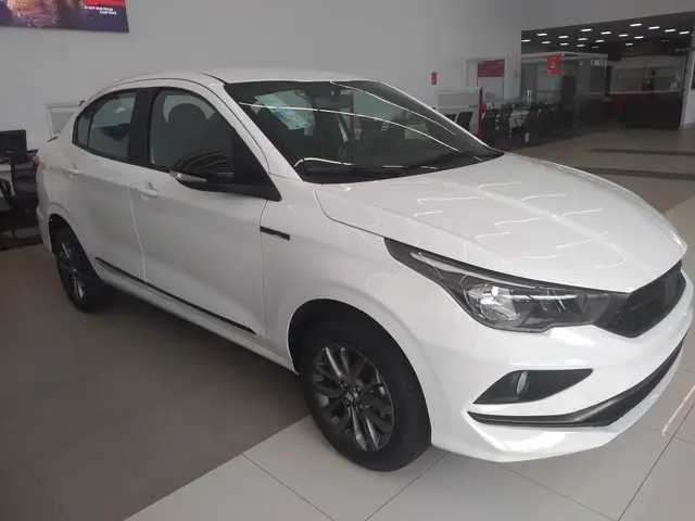 Carro Fiat Cronos 2022 Drive 1.3 S-Design (Flex)