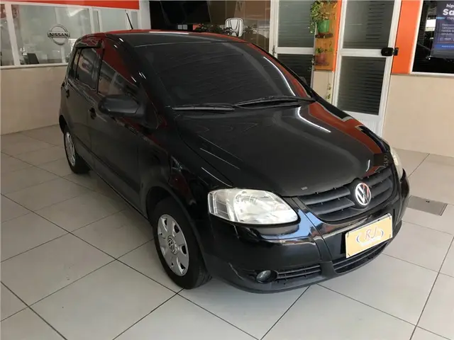 Carro Volkswagen Fox 2009 1.0 8V (Flex) 4p