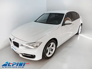 BMW Série 3 2015 320i 2.0 16V