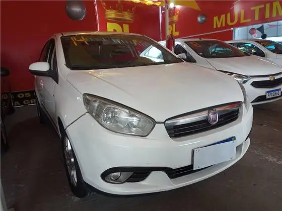 Carro Fiat Grand Siena 2014 Essence 1.6 16V Dualogic (Flex)