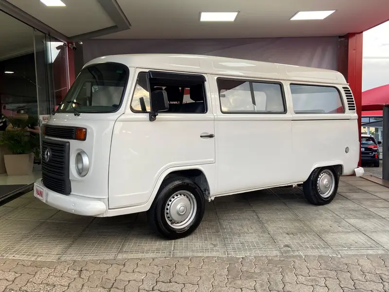 Volkswagen Kombi Lotação 1.4 (Flex)