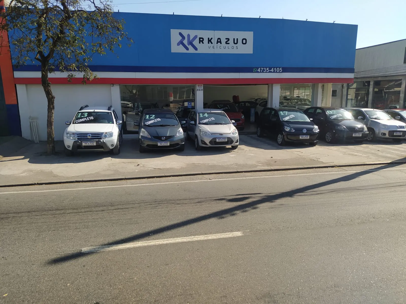 Fachada da loja rkazuo veiculos - Mogi das Cruzes - SP