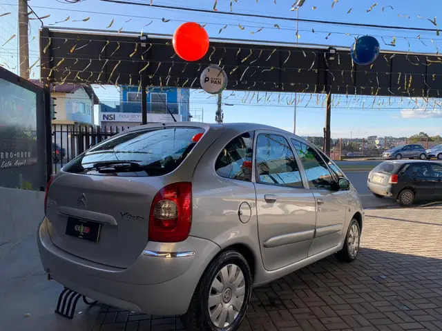 Carro Citroën Xsara Picasso 2011 GLX 1.6 16V (flex)