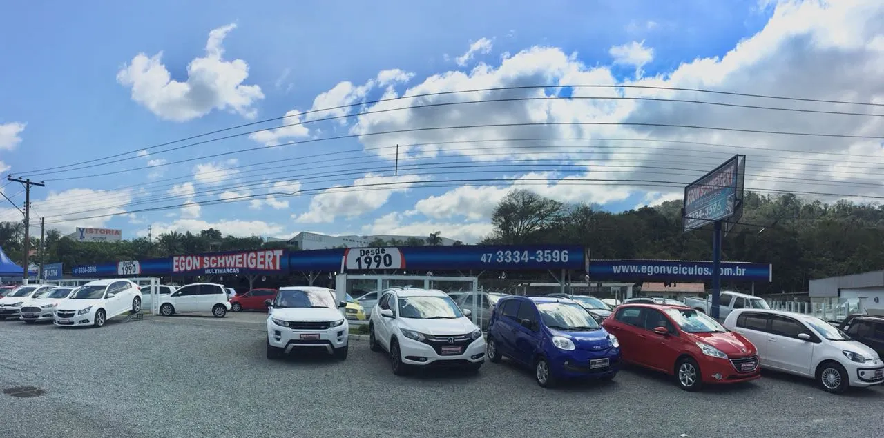 Fachada da loja Veículos à venda em Egon Schweigert - Blumenau BR 470 - Blumenau - SC | Mobiauto