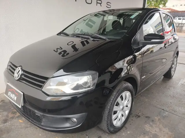 Carro Volkswagen Fox 2011 1.6 8V I-Motion (Flex)