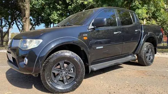 Carro Mitsubishi L200 Triton Sport 2010 L 200 Triton HPE 4x4 3.2 (aut) (cab. dupla)