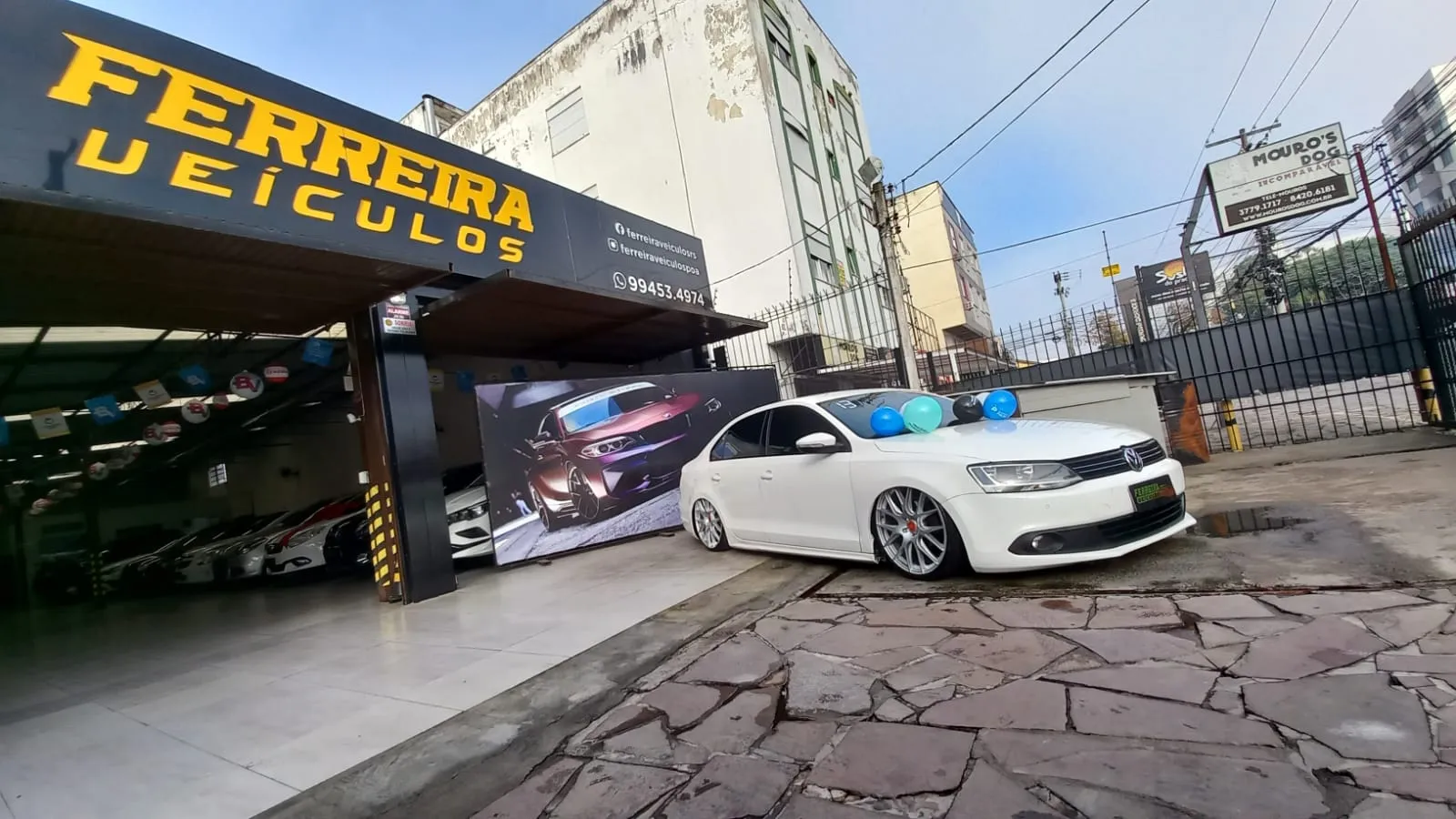 Fachada da loja Veículos à venda em FERREIRA VEICULOS - Porto Alegre - RS | Mobiauto