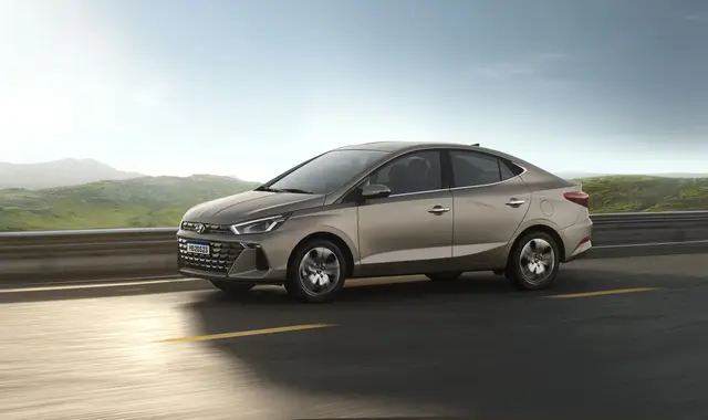 Carro Hyundai HB20S 2023 Comfort 1.0 Turbo AT (Flex)