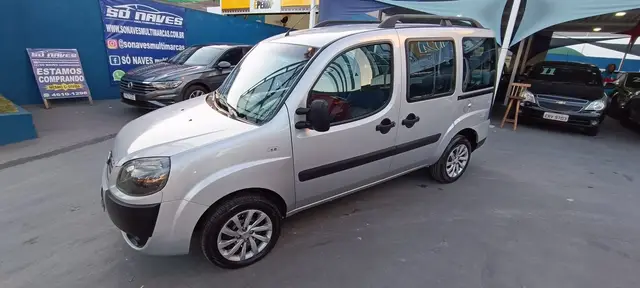 Carro Fiat Doblò 2020 Essence 1.8 16V (Flex)