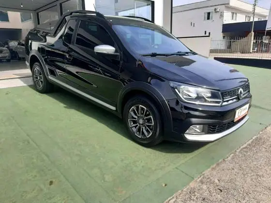 Carro Volkswagen Saveiro 2017 Cross 1.6 16v MSI CE (Flex)