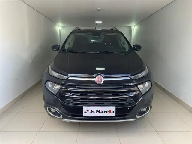 Carro Fiat Toro 2017 Volcano 2.0 diesel AT9 4x4