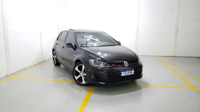 Volkswagen Golf GTI 2.0 TSi DSG
