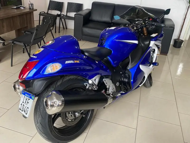 Suzuki Hayabusa Gsx R 1300 ()