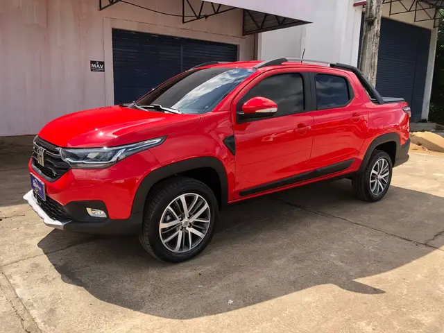 Carro Fiat Strada 2022 Volcano 1.3 CD (Flex)