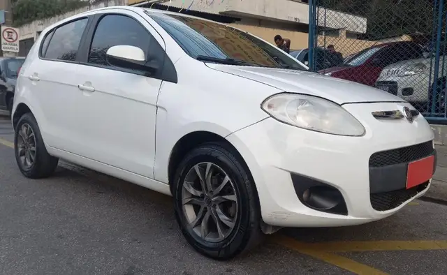 Carro Fiat Palio 2013 Essence 1.6 16V Dualogic (Flex)