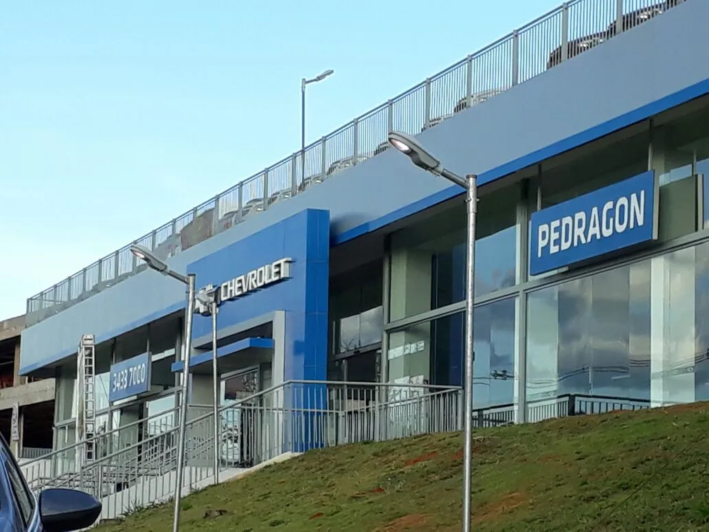Fachada da loja Veículos à venda em Pedragon Colorado  - Brasília - DF | Mobiauto