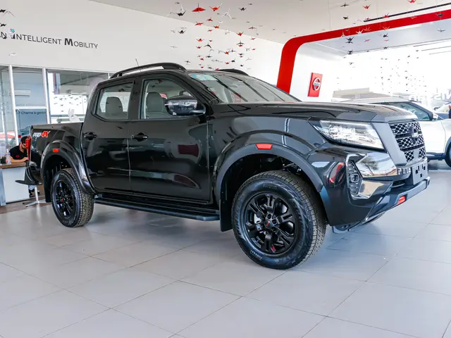 Carro Nissan Frontier 2024 Pro-4X 2.3 Turbo 4x4
