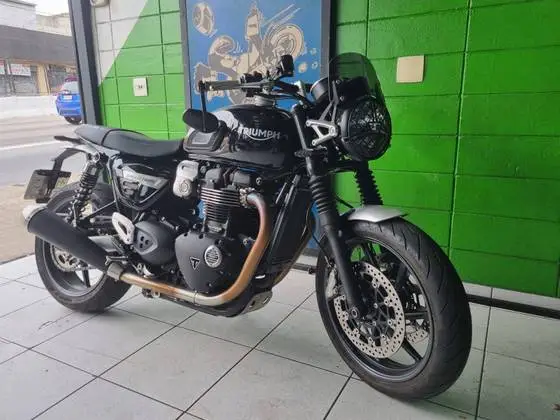 Carro Triumph Street Twin 2016 Street Twin