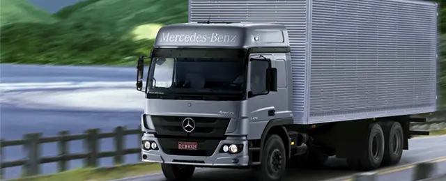Carro Mercedes-Benz Atego 2022 2430/54 6X2 E5